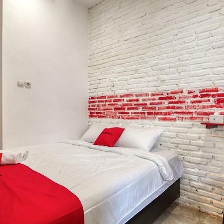 Reddoorz Syariah @ Jl. Cengger Ayam Dalam Hotel Маланг Екстериор снимка