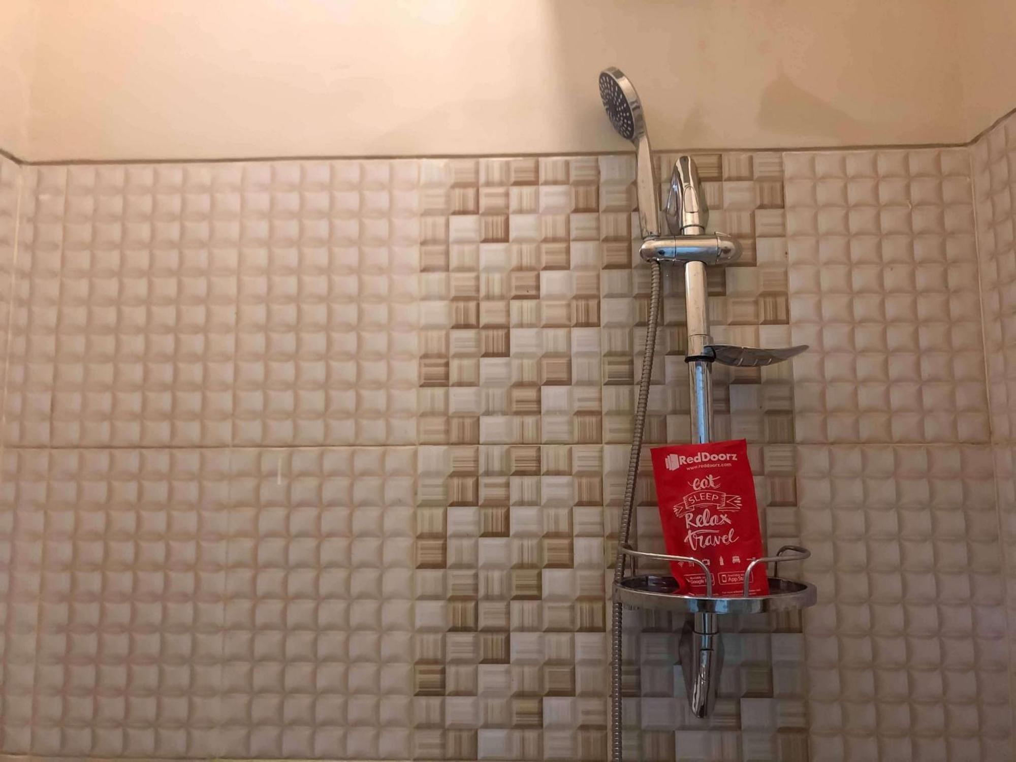 Reddoorz Syariah @ Jl. Cengger Ayam Dalam Hotel Маланг Екстериор снимка